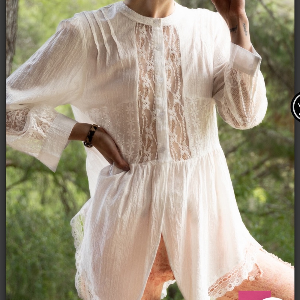 Beautiful POL Top🌷🌷🌷🌷🌷🌷🌷🌷🌷🌷 - Picture 7 of 8